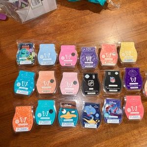 18 Scentsy Bars